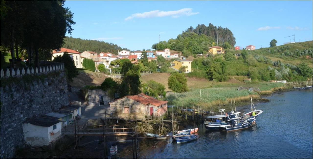 La Quintana Del Castillo Soto Del Barco Bagian luar foto