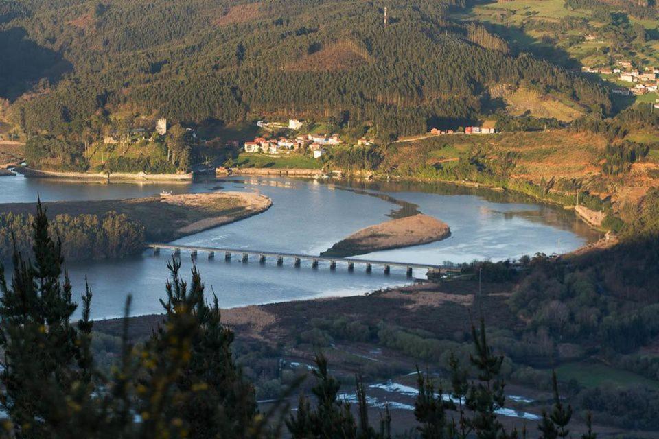 La Quintana Del Castillo Soto Del Barco Bagian luar foto